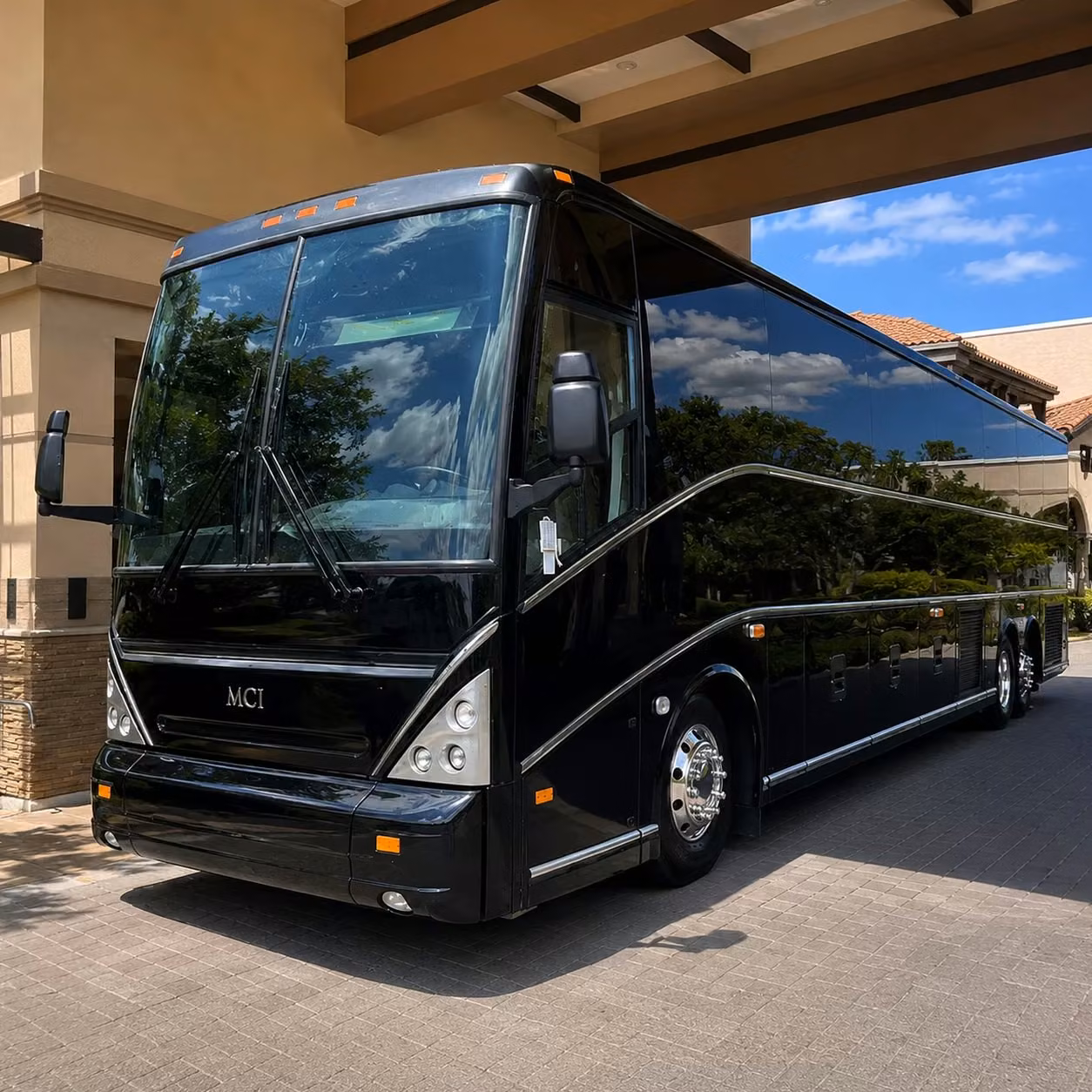 charterbussunnyvale com will help you arrange airport transfers across silicon valley