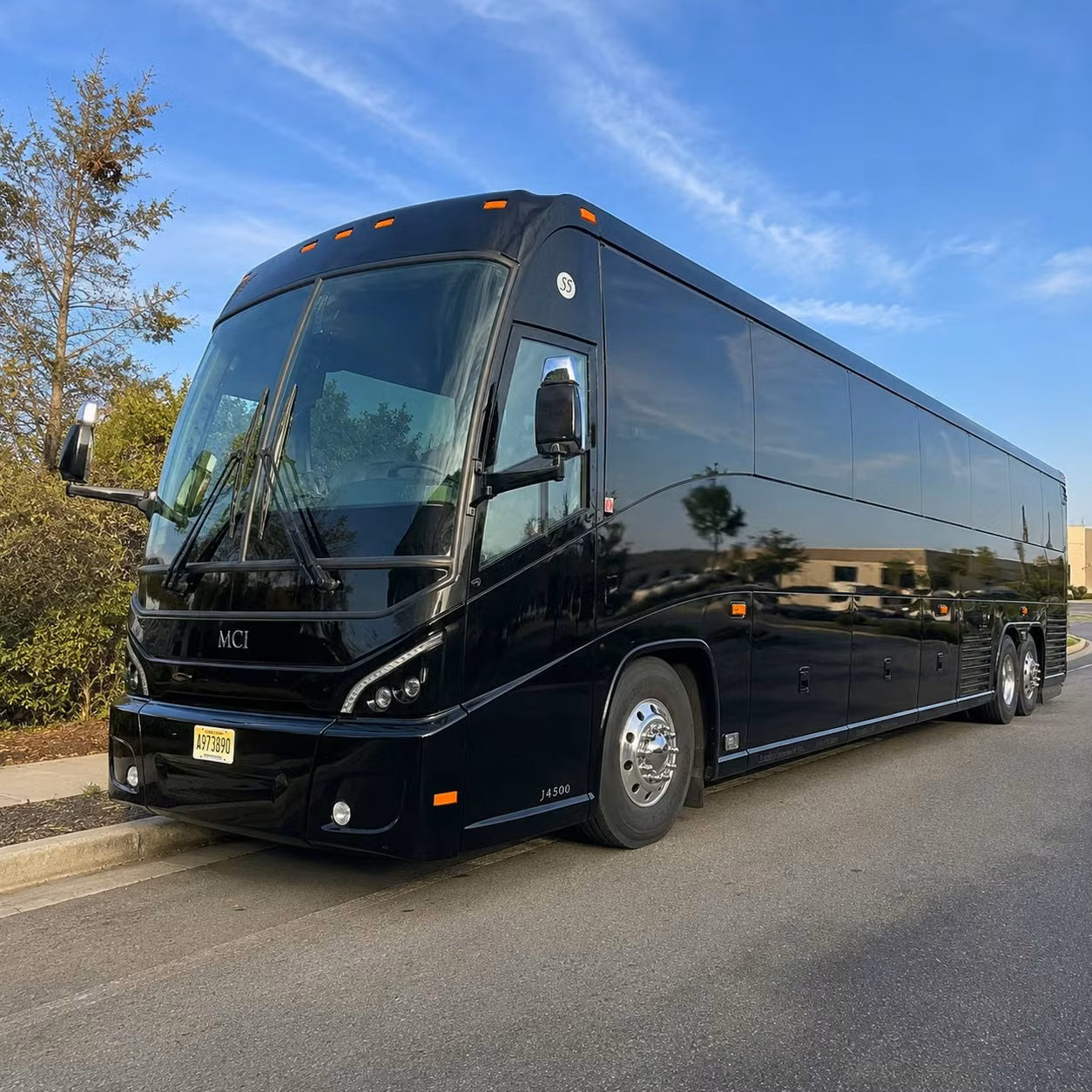 shuttling personnel between moffett federal airfield and silicon valley government campuses